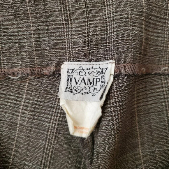 VINTAGE | Y2K 2000s Grey Beige Bermuda Trousers (Size 7/8) - Picture 5 of 5